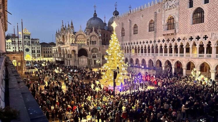 albero natale Venezia-2