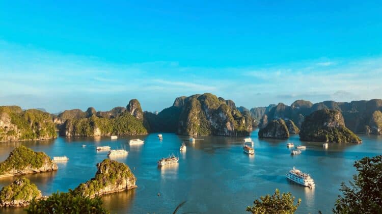 BAIA DI HALONG